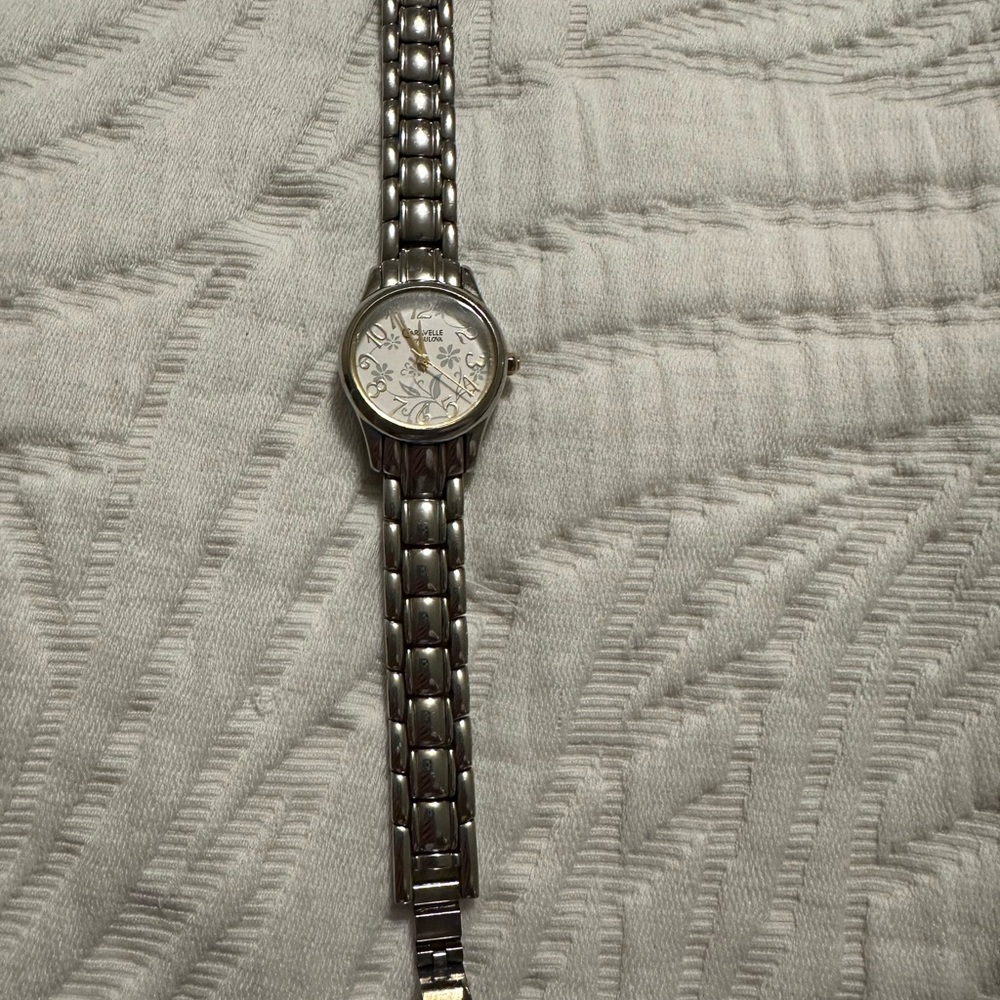 Bulova Carvelle Watch -NOT WORKING